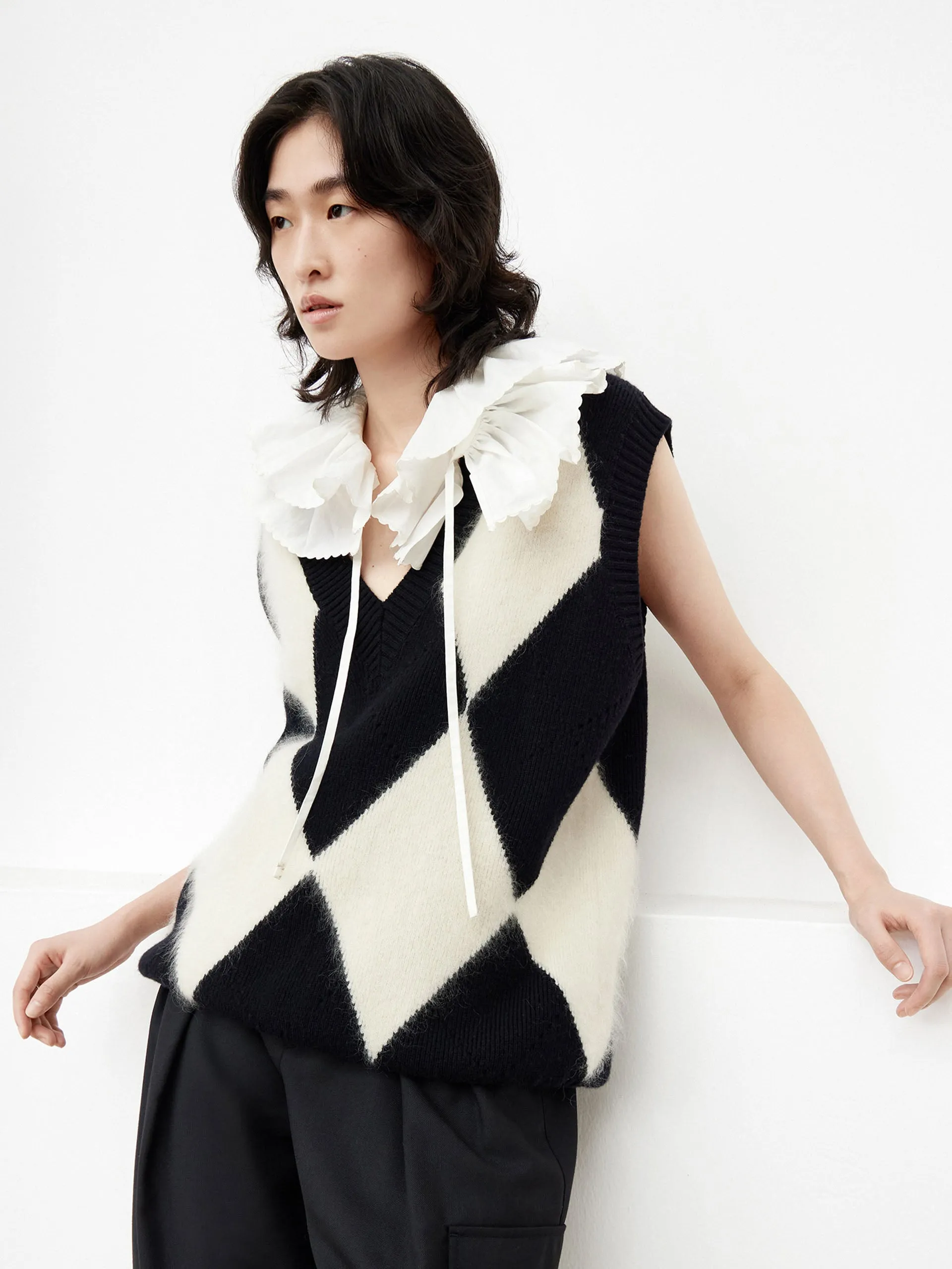 Argyle Check Knit Vest in Wool