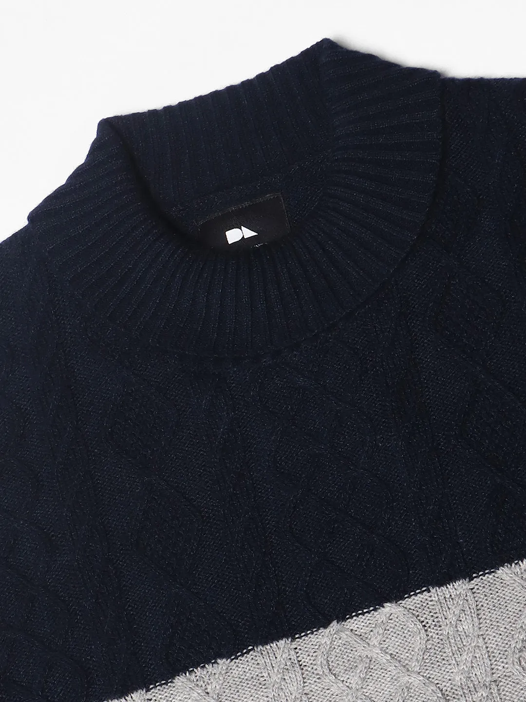 Men's Navy Blue ColorBlock Round neck Pullover Sweater