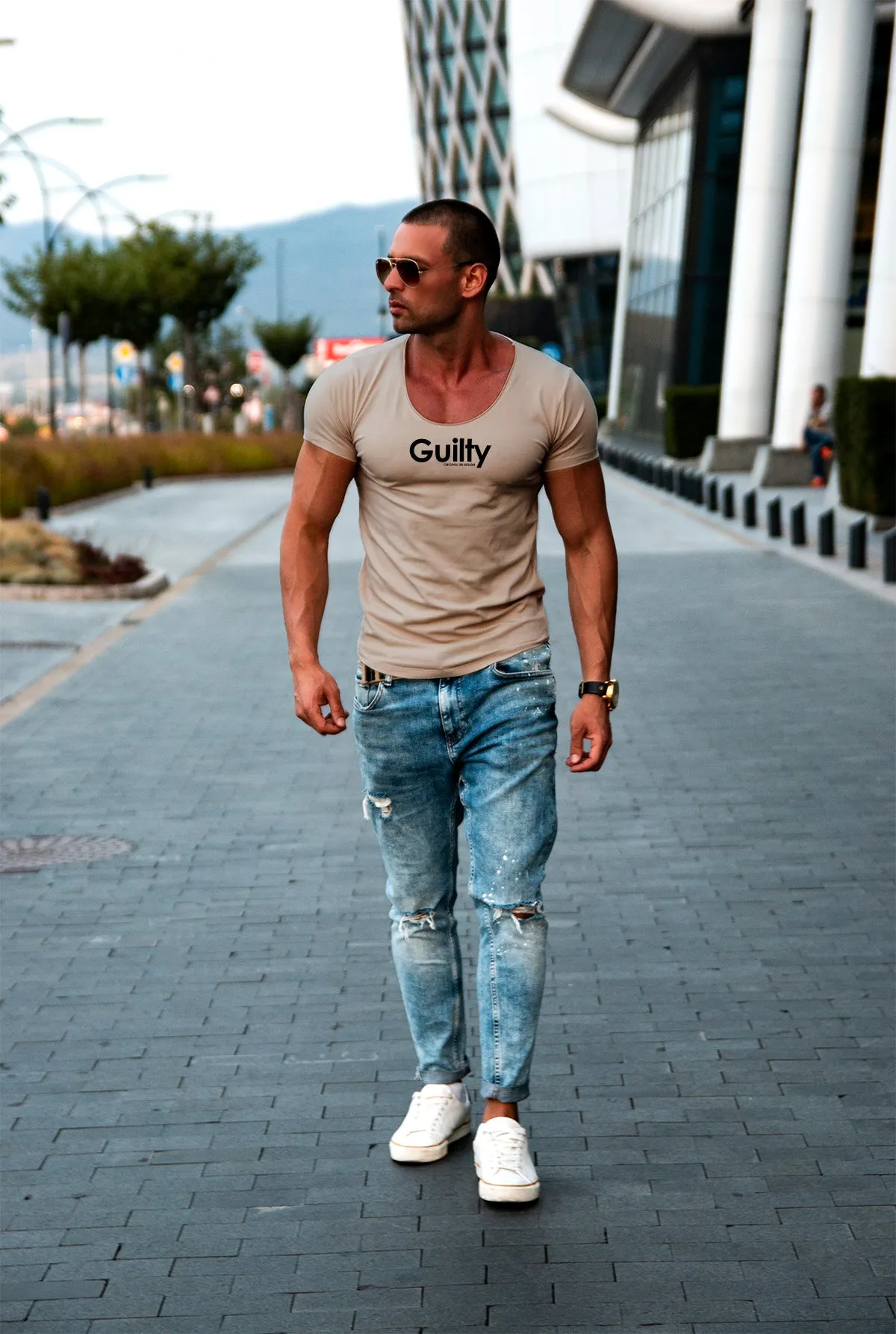 Stylish Men's T-shirt "Guilty" MD964